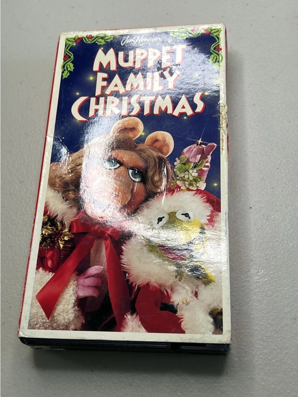 Jim Henson Muppet Family Christmas VHS Tape 2594